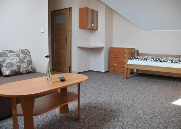 Rum i privatbostad Wiktoria-bialy Jastrzębia Góra