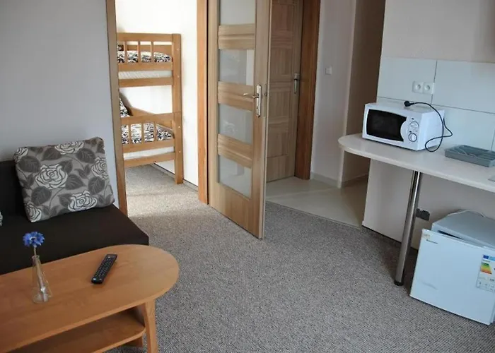 Wiktoria-bialy Rum i privatbostad