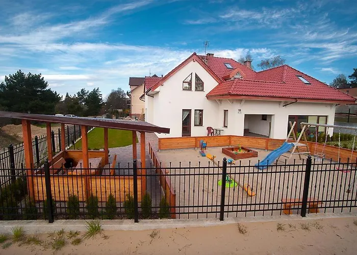 Rum i privatbostad Wiktoria-bialy Jastrzębia Góra